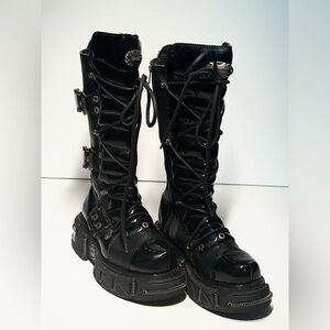 Women’s Demonia Goth Boots 💀
